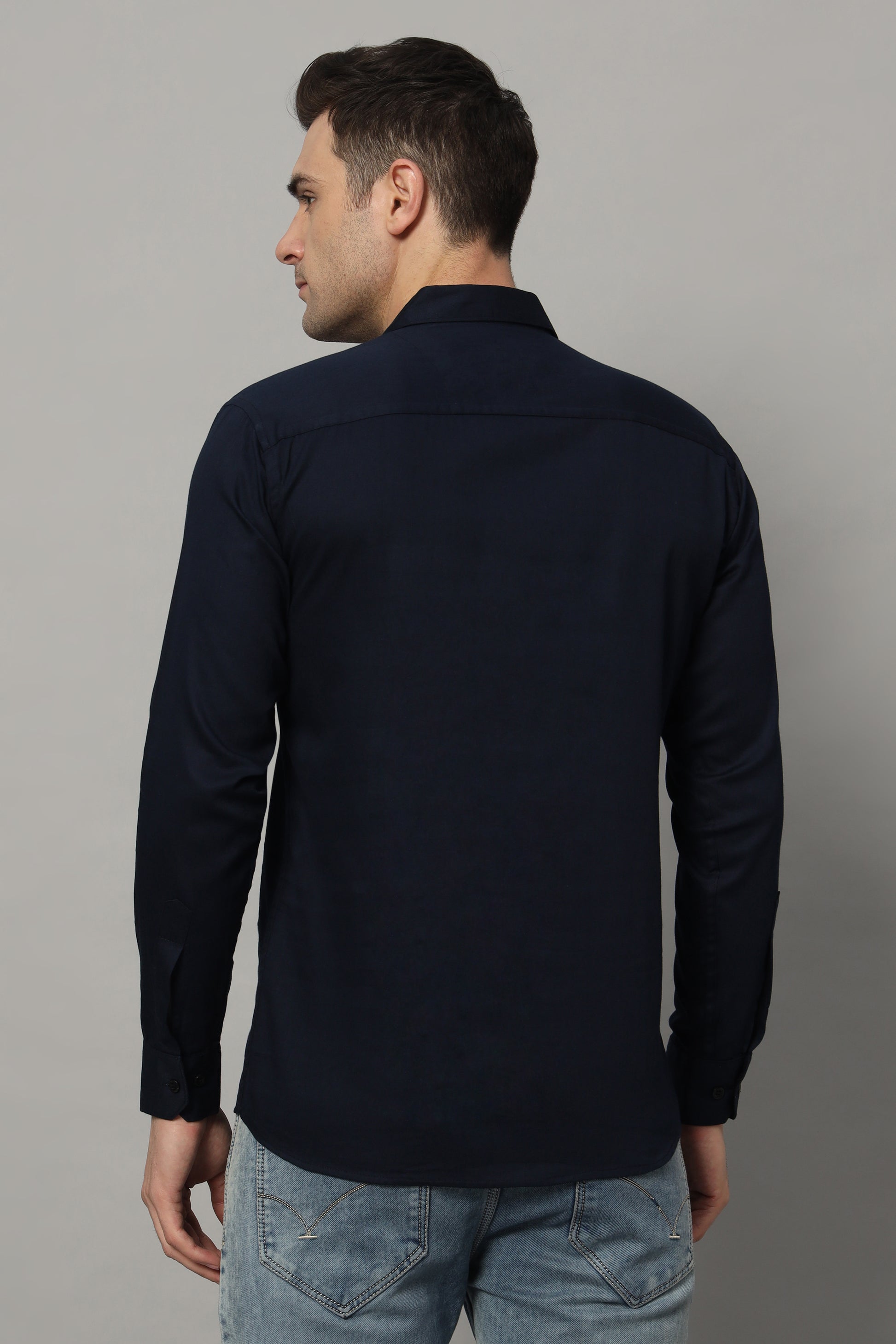 Timeless Tailored | Solid Colored Cotton Shirt | BREATHABLE & COMFY