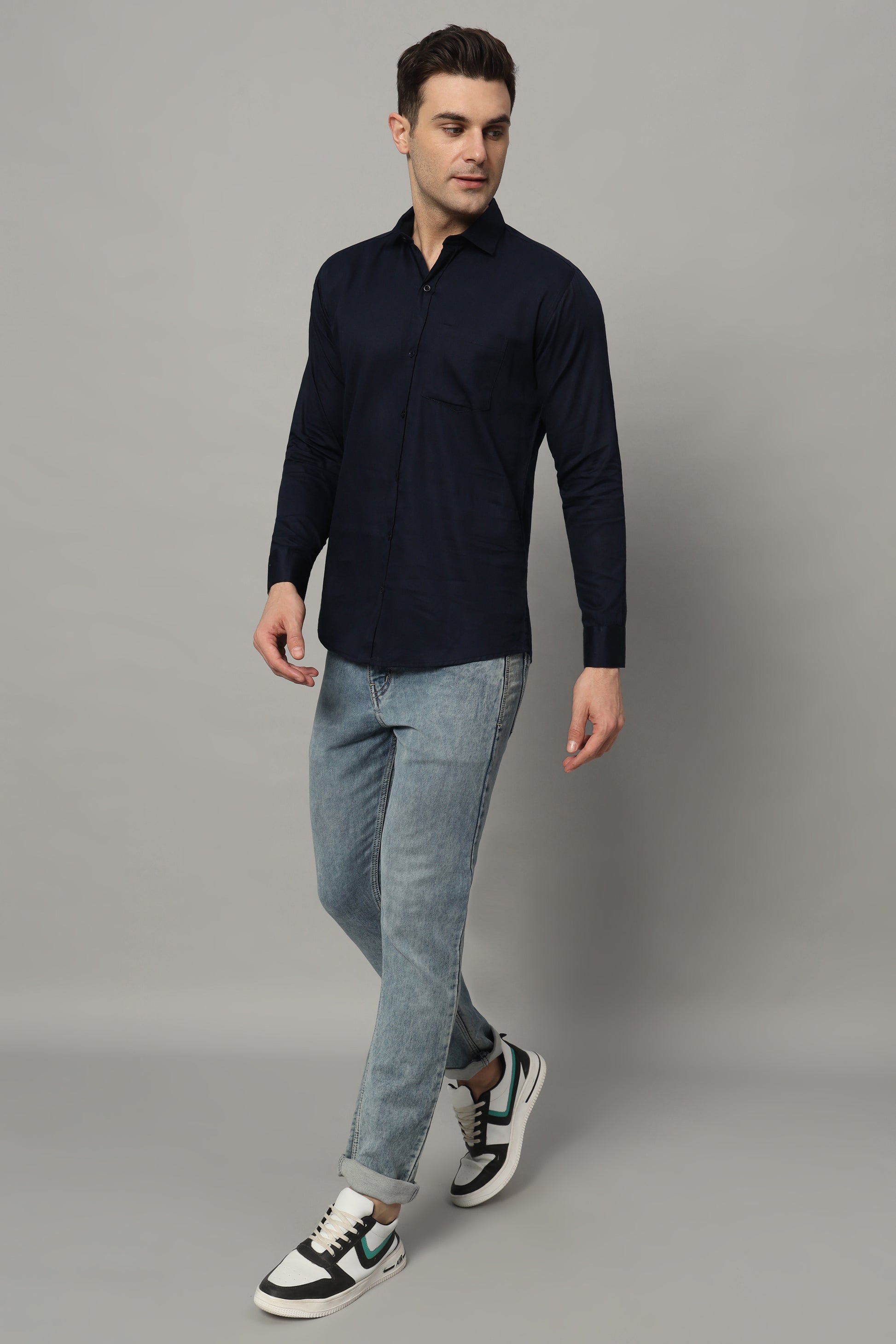 Timeless Tailored | Solid Colored Cotton Shirt | BREATHABLE & COMFY