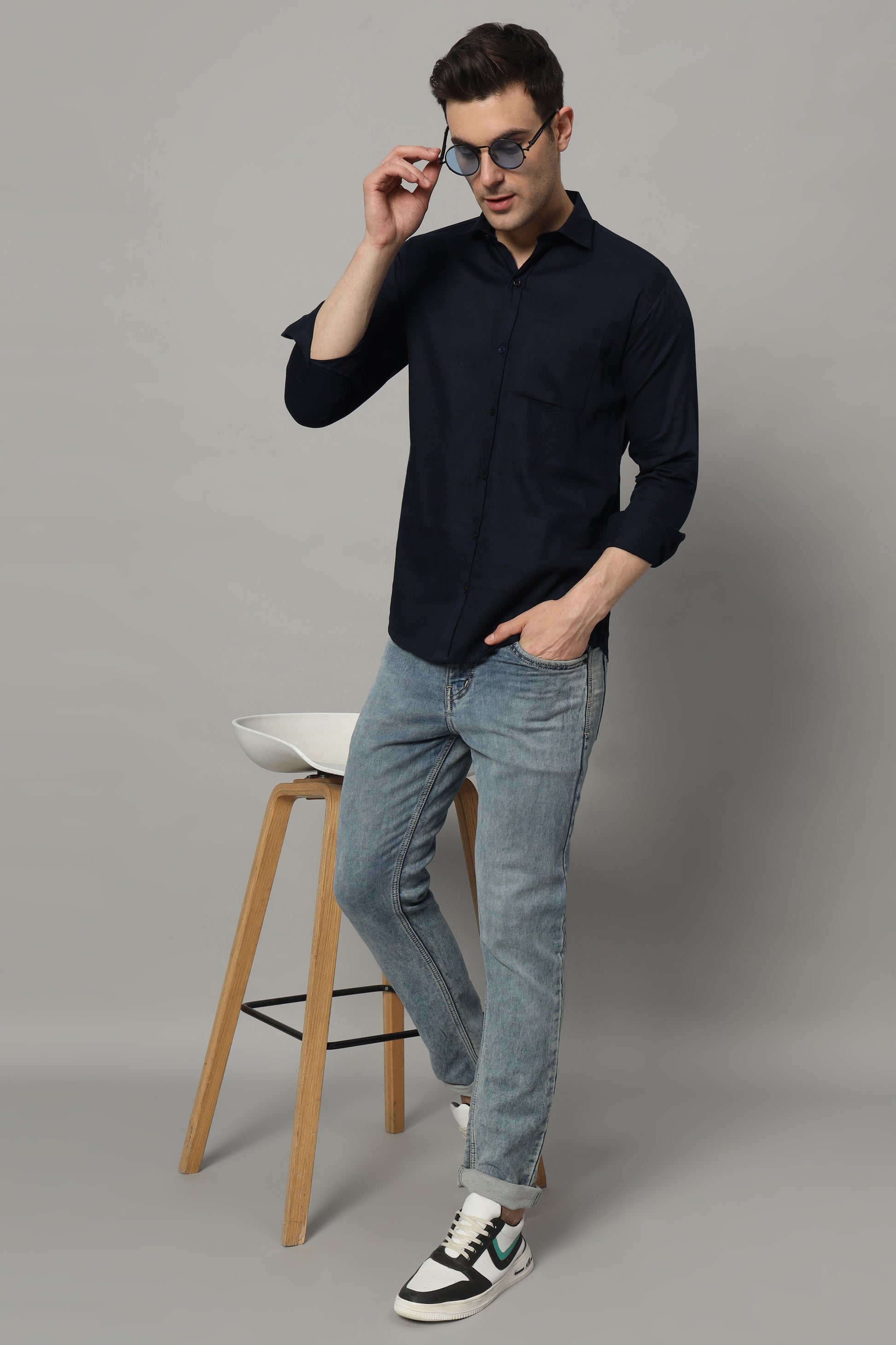 Timeless Tailored | Solid Colored Cotton Shirt | BREATHABLE & COMFY