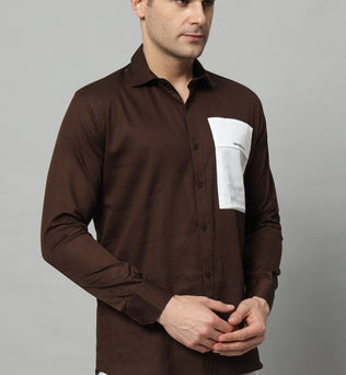 SIDE PATCH POCKET BROWN SHIRT