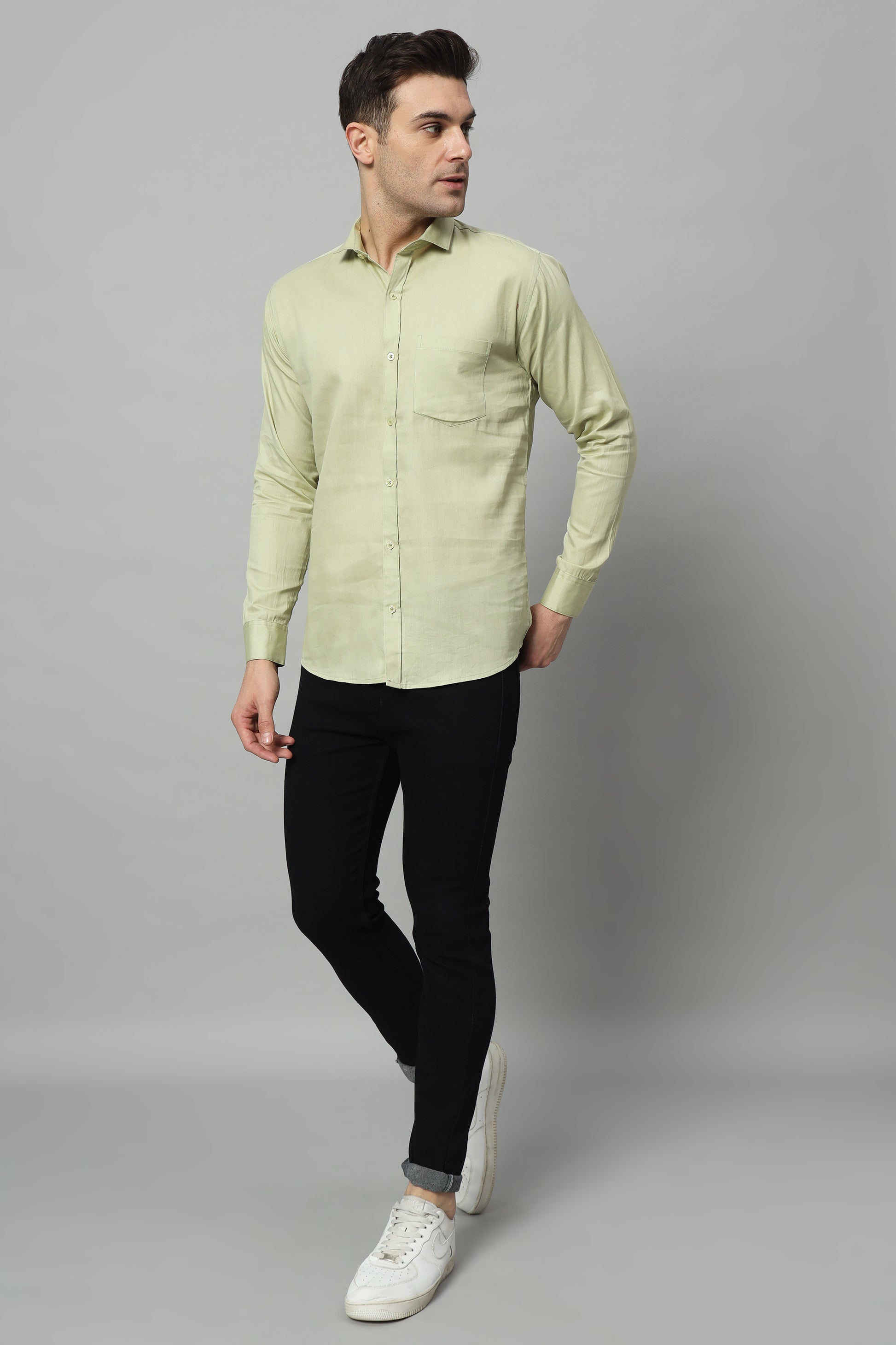 Timeless Tailored | Solid Colored Cotton Shirt | BREATHABLE & COMFY