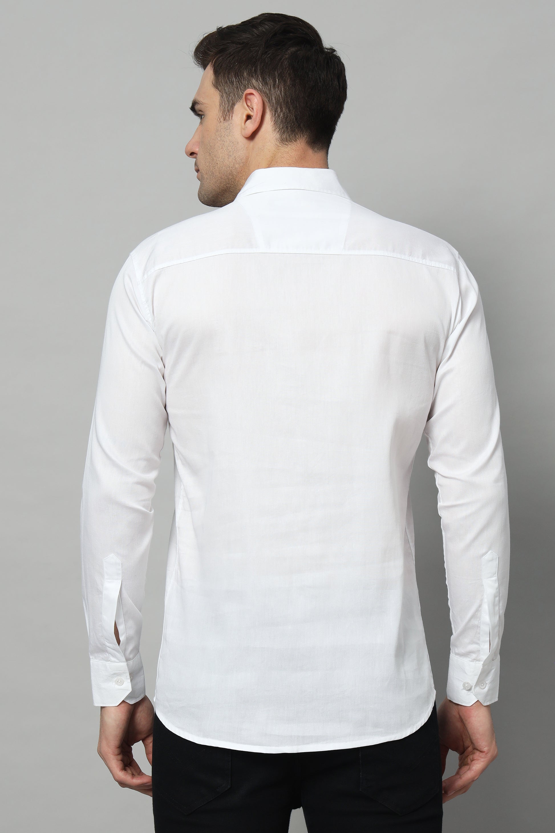 SIDE PATCH POCKET WHITE SHIRT