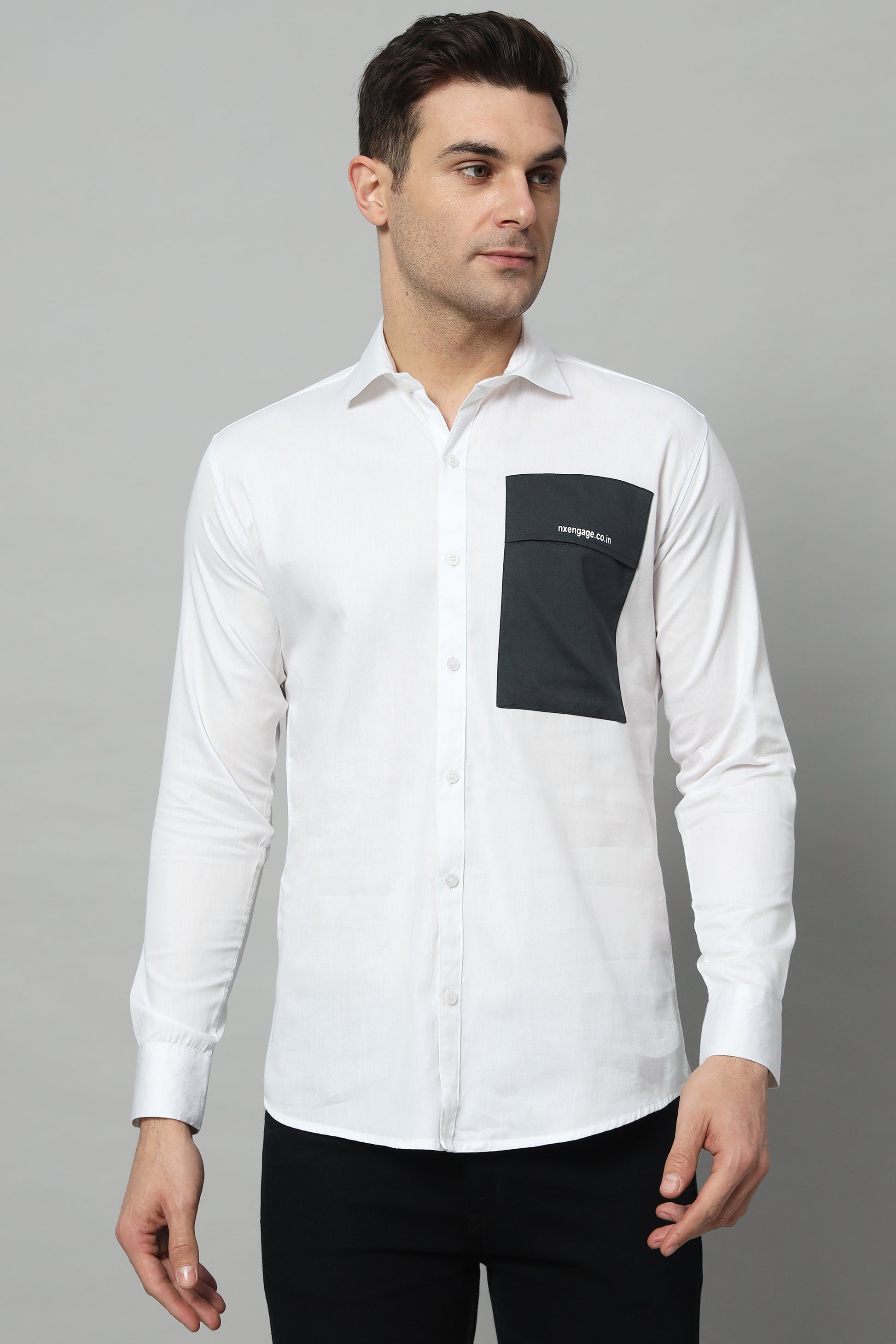 SIDE PATCH POCKET WHITE SHIRT