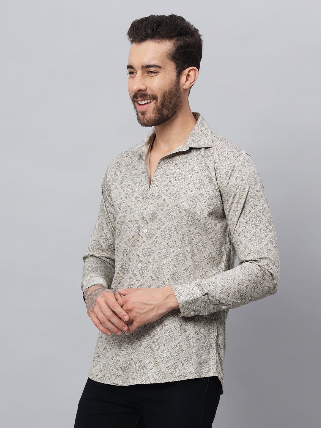 GEOMETRICAL PRINT | PRINTED SHIRT | BREATHABLE & COMFY