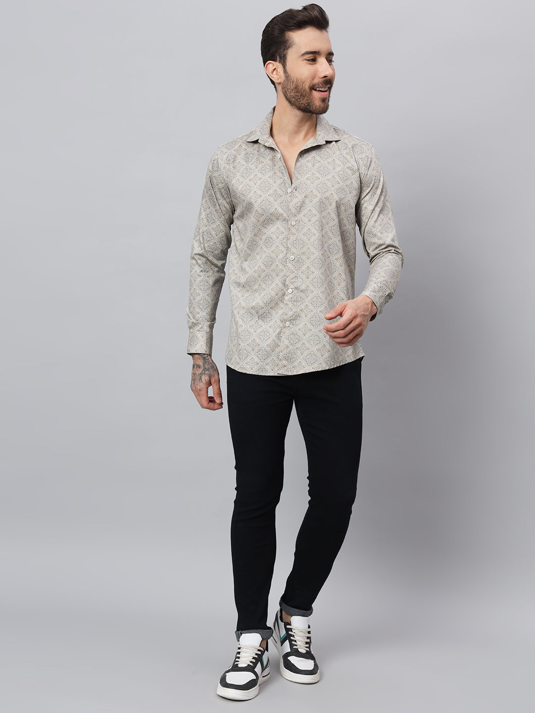 GEOMETRICAL PRINT | PRINTED SHIRT | BREATHABLE & COMFY