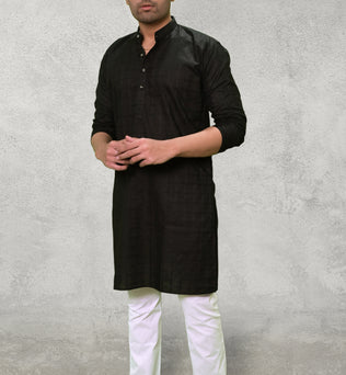 BLACK SELF DESIGN KURTA