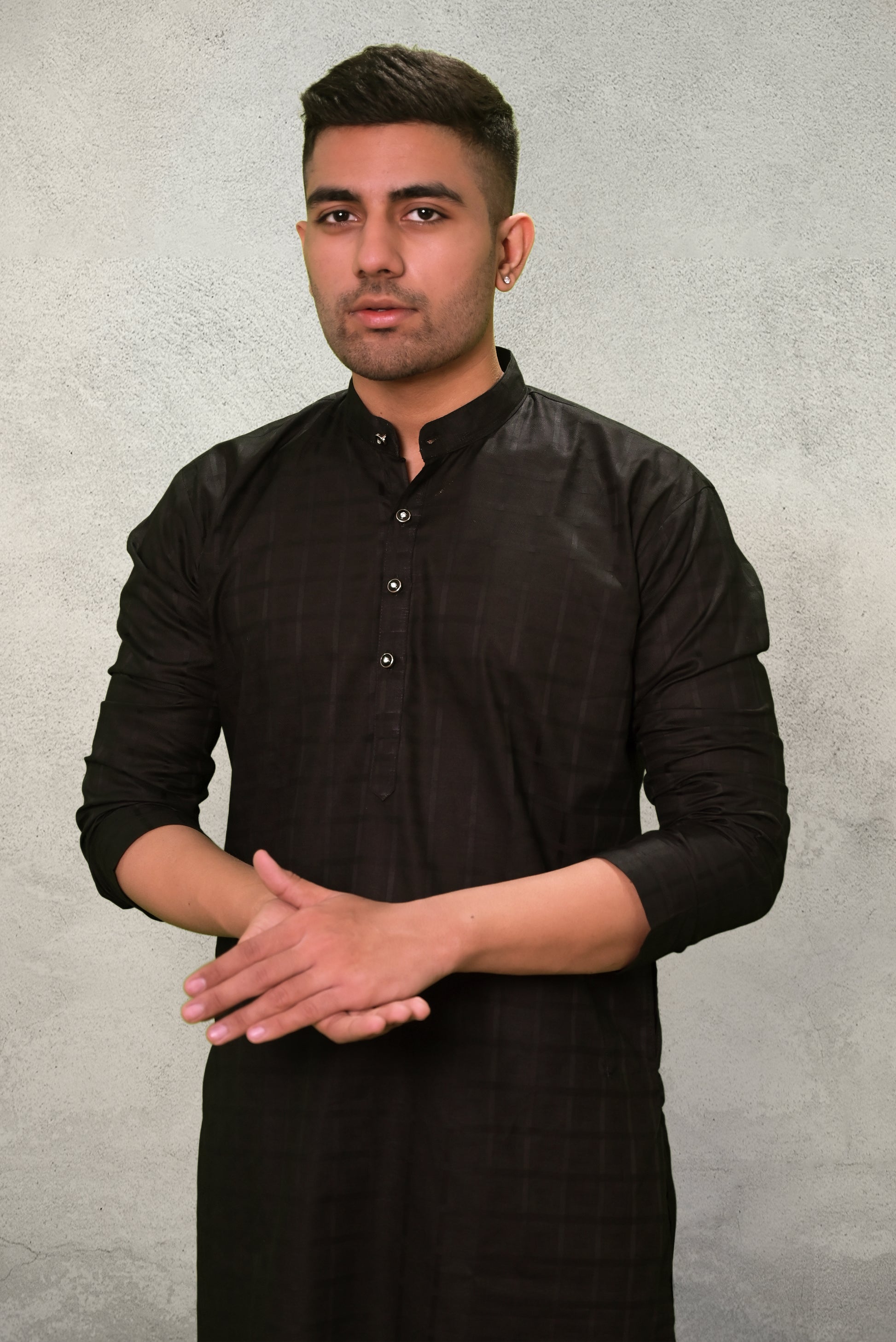 BLACK SELF DESIGN KURTA